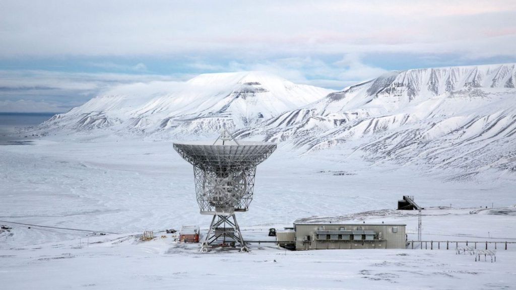 US Military Turns Northern Lights Into Spy Network After Arctic Radar Problems